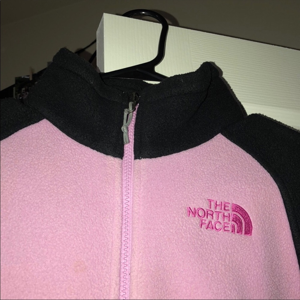 Women’s fleece NorthFace full-zip jacket